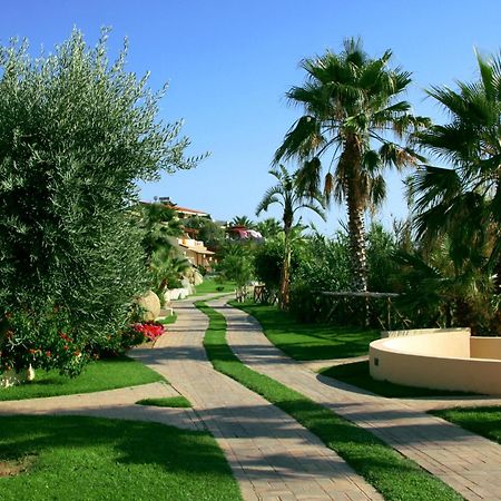 Hotel Villaggio Cala Di Volpe Capo Vaticano Eksteriør billede