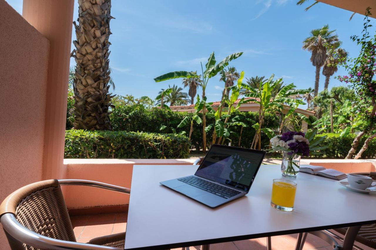 Hotel Villaggio Cala Di Volpe Capo Vaticano Eksteriør billede