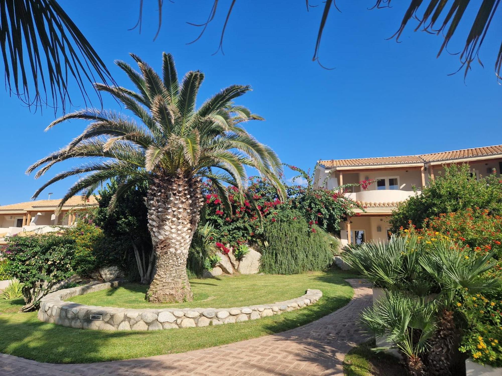 Hotel Villaggio Cala Di Volpe Capo Vaticano Eksteriør billede