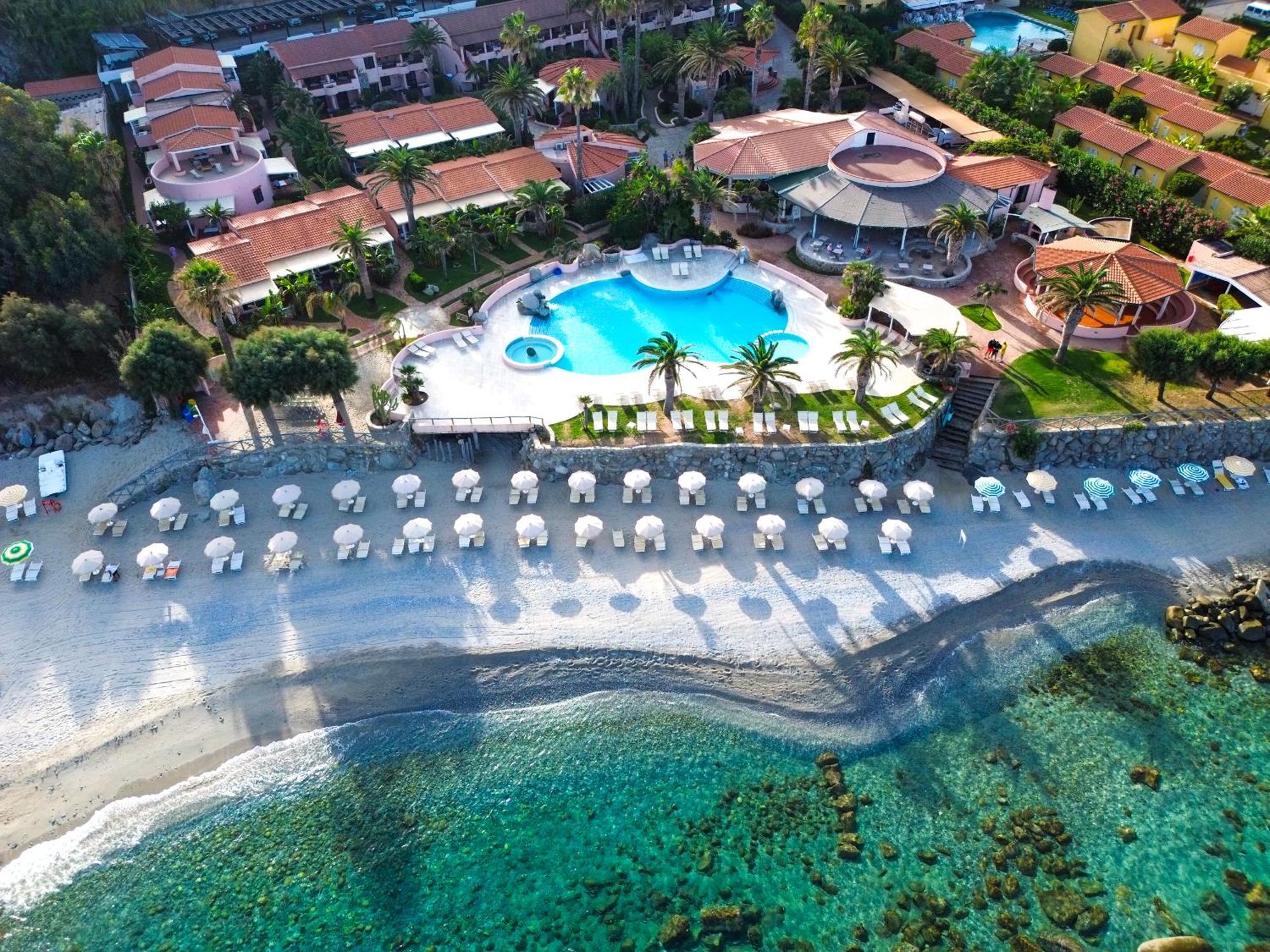Hotel Villaggio Cala Di Volpe Capo Vaticano Eksteriør billede