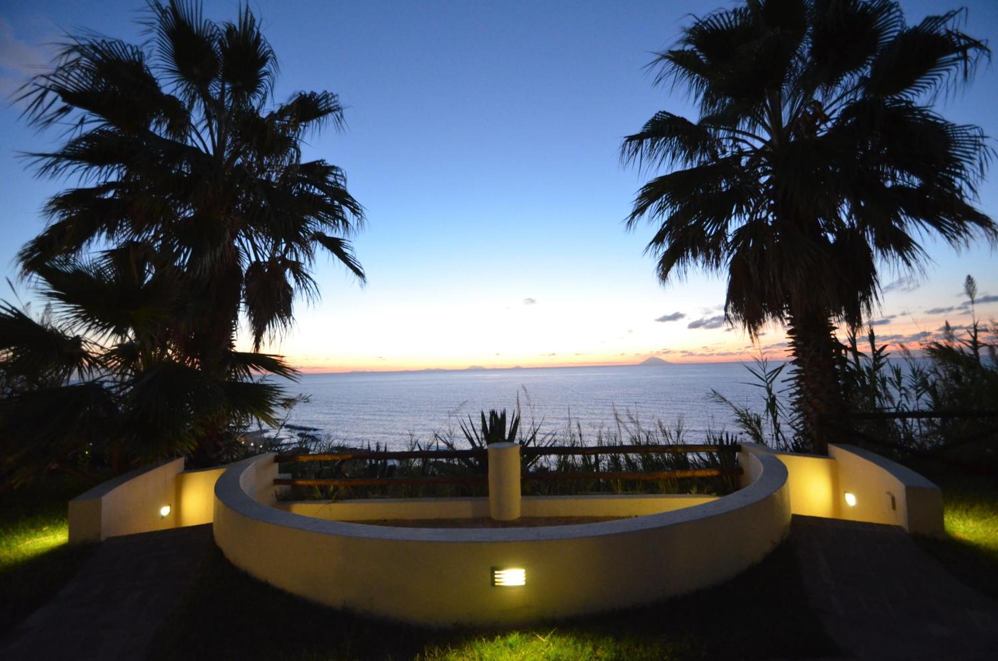 Hotel Villaggio Cala Di Volpe Capo Vaticano Eksteriør billede