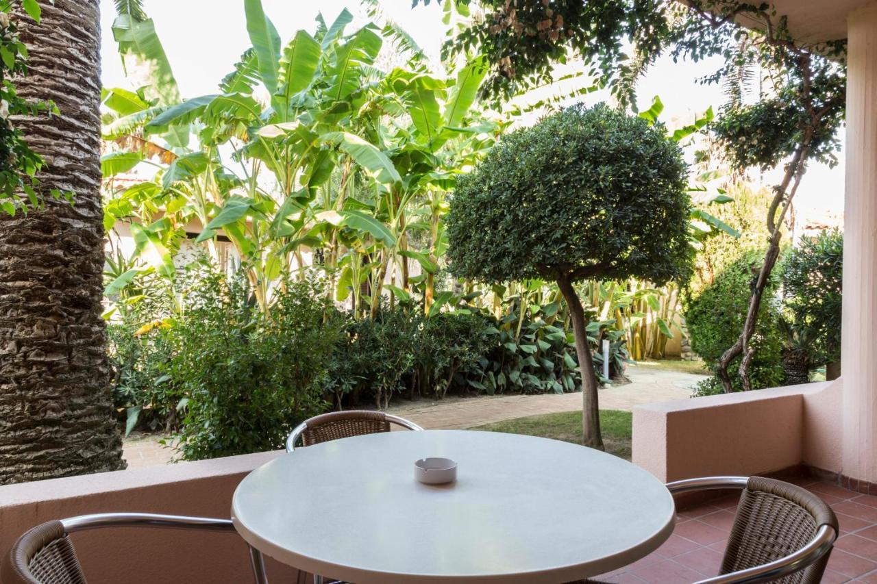Hotel Villaggio Cala Di Volpe Capo Vaticano Eksteriør billede